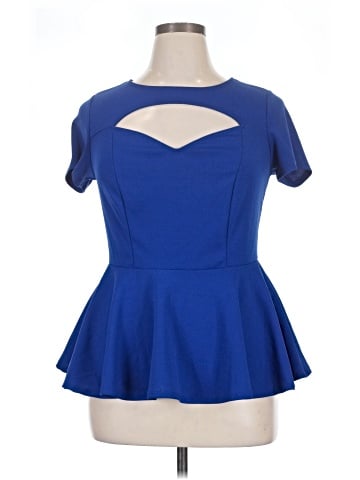 FASHION TO FIGURE Short Sleeve Top (view 1)