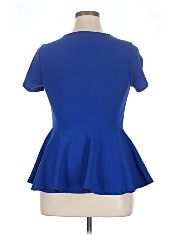 FASHION TO FIGURE Short Sleeve Top (view 2)