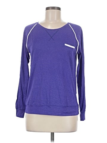 Lululemon Athletica Long Sleeve T-Shirt (view 1)