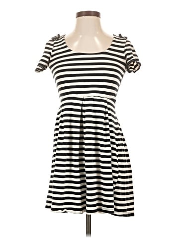 Forever 21 Casual Dress (view 1)