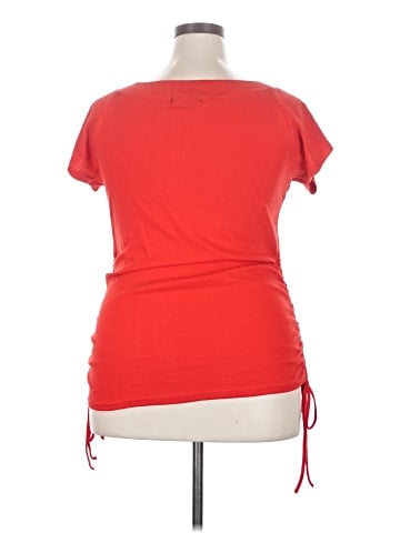 Rouge Short Sleeve Top (view 2)