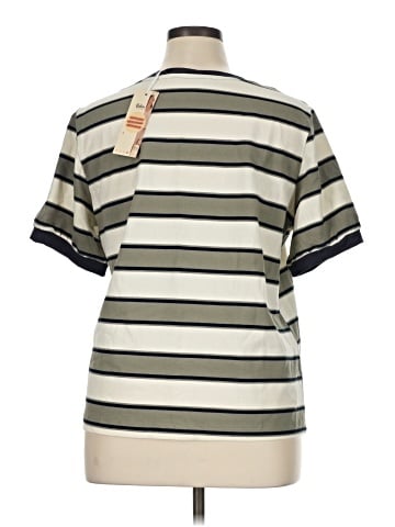 Dokotoo Short Sleeve T-Shirt (view 2)