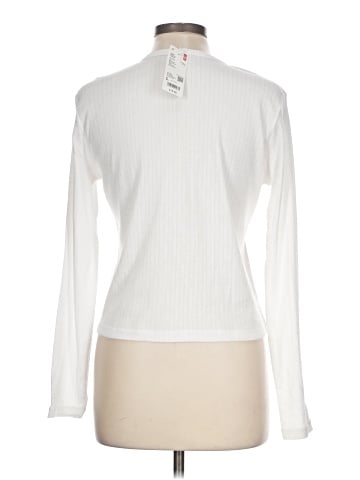 Uniqlo Long Sleeve T-Shirt (view 2)