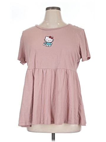 Hello Kitty Short Sleeve Top (view 1)