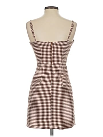 Urban Outfitters Casual Dress (view 2)