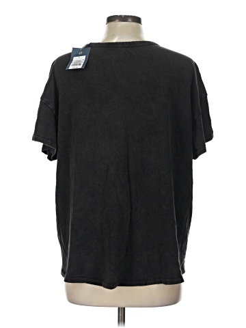 Universal Thread Short Sleeve T-Shirt (view 2)