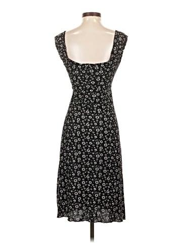 The Pyramid Collection Casual Dress (view 2)
