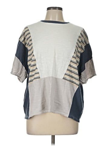 BKE Short Sleeve T-Shirt (view 1)