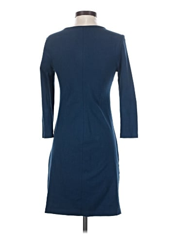 Old Navy Casual Dress (view 2)