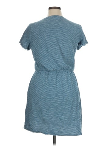 Old Navy Casual Dress (view 2)