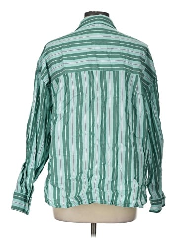 Gap Long Sleeve Button-Down Shirt (view 2)