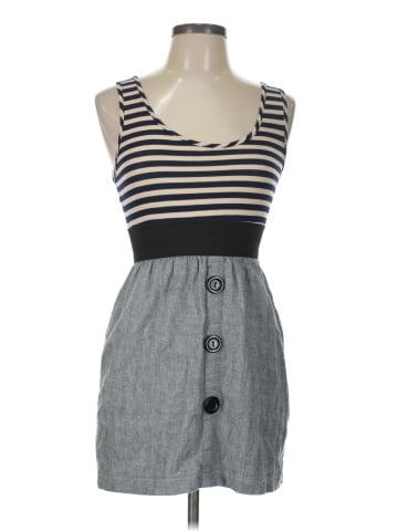 A 3+1 Casual Dress (view 1)