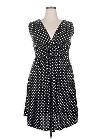 Star Vixen Casual Dress (view 1)