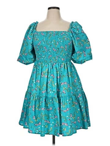 Crown & Ivy Casual Dress (view 1)