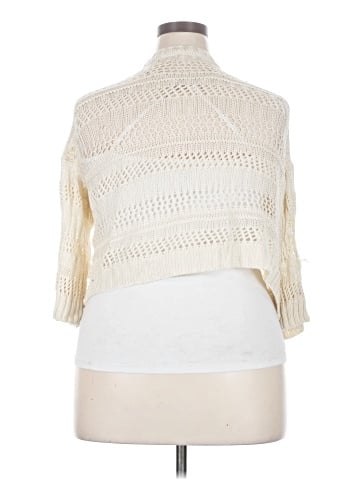 Xhilaration 3/4 Sleeve T-Shirt (view 2)