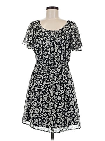 Fishbowl Clothing Casual Dress (view 1)