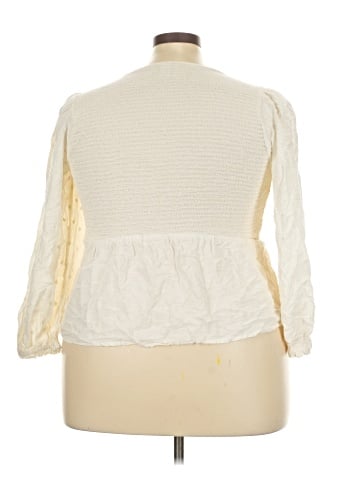 Old Navy 3/4 Sleeve Top (view 2)