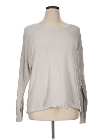 Barefoot Dreams Pullover Sweater (view 1)