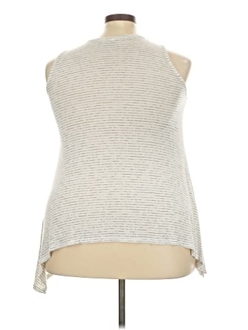 Knox Rose Sleeveless T-Shirt (view 2)