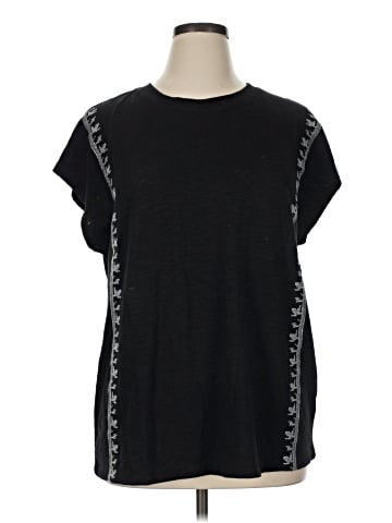 Lane Bryant Short Sleeve T-Shirt (view 1)