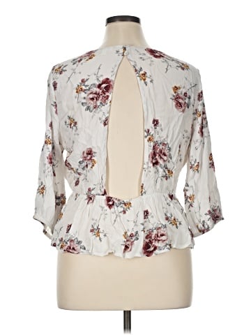ABound 3/4 Sleeve Blouse (view 2)