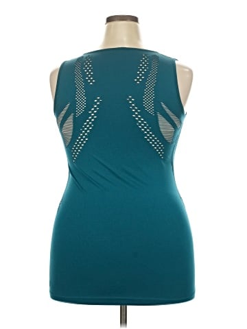 Fabletics Active Tank (view 2)