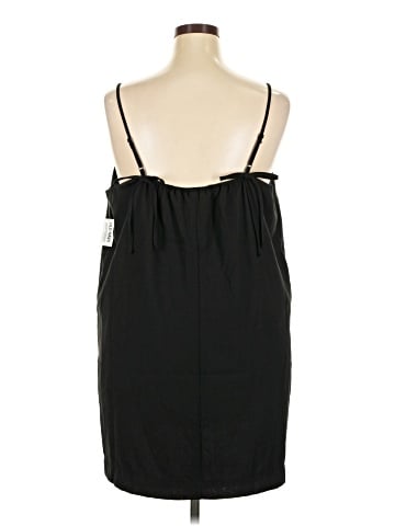 Old Navy Casual Dress (view 2)