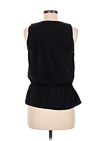 Guess Sleeveless T-Shirt (view 2)