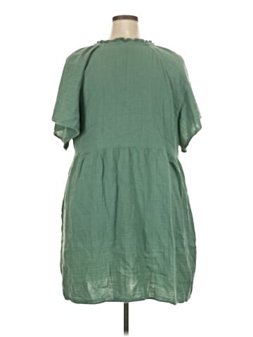 Old Navy Casual Dress (view 2)