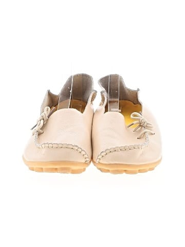 Unbranded Flats (view 2)
