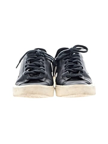 VEJA Sneakers (view 2)