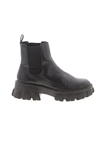 Gianni Bini Ankle Boots (view 1)
