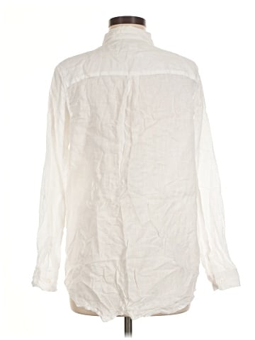 Gap Long Sleeve Button-Down Shirt (view 2)
