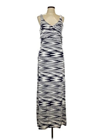 C. Wonder Casual Dress (view 1)