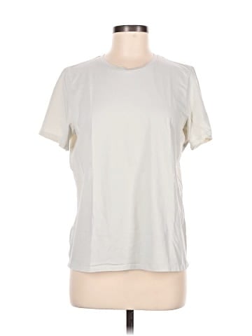Lululemon Athletica Short Sleeve T-Shirt (view 1)