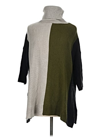 Curio Poncho (view 1)