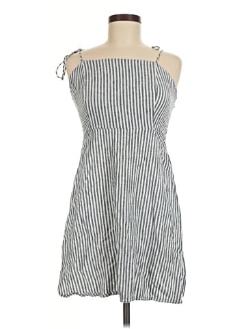 Old Navy Casual Dress (view 1)