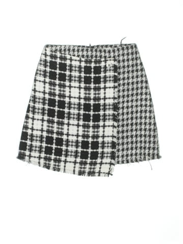 GB Girls Skirt (view 1)