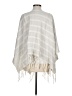 CAbi Ivory Poncho One size - photo 2