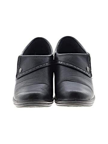 Easy Street Ankle Boots (view 2)