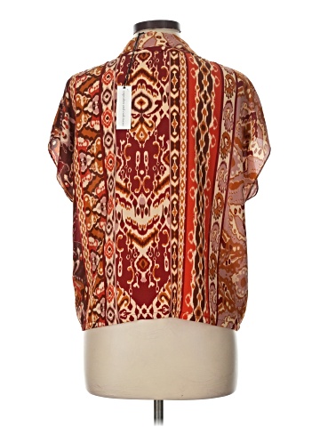 Cupcakes & Cashmere Short Sleeve Blouse (view 2)
