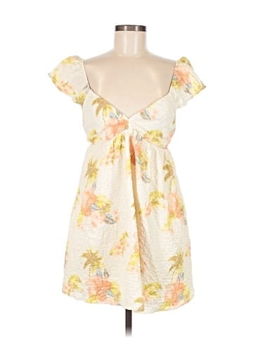 American Eagle Outfitters Casual Dress (view 1)