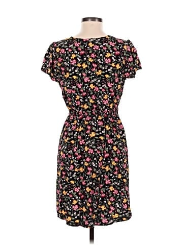 Old Navy Casual Dress (view 2)
