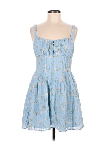 American Eagle Outfitters Casual Dress (view 1)