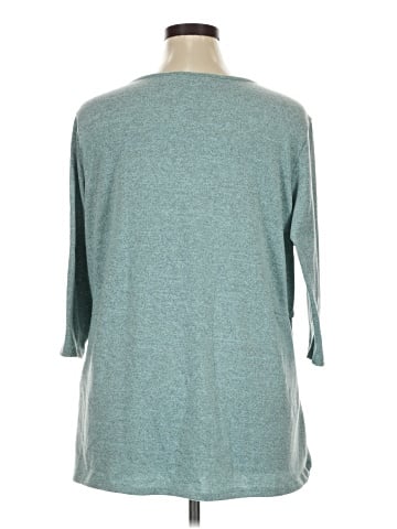 D&Co. 3/4 Sleeve Top (view 2)