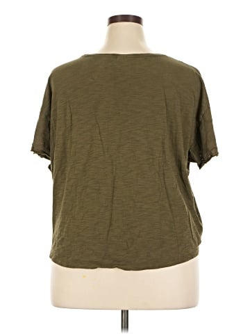 Old Navy Short Sleeve T-Shirt (view 2)