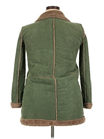Eyn Coat (view 2)