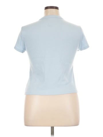 Old Navy Active T-Shirt (view 2)