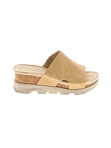 Pierre Dumas Wedges (view 1)