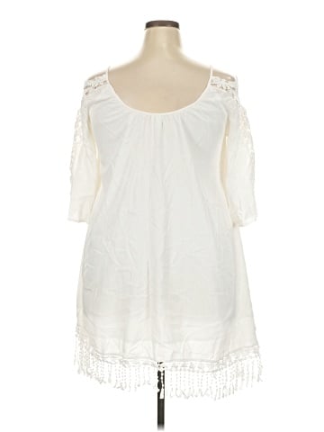 Unbranded 3/4 Sleeve Blouse (view 2)